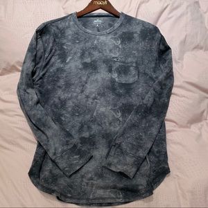 Space Gray long sleeve Hollister tee
